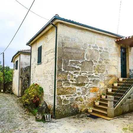 Casa Muralha 4 Quartos